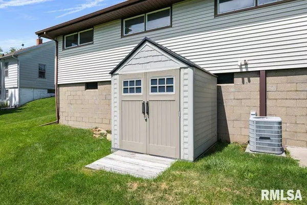 1311 LAKE ST, Kewanee, IL 61443