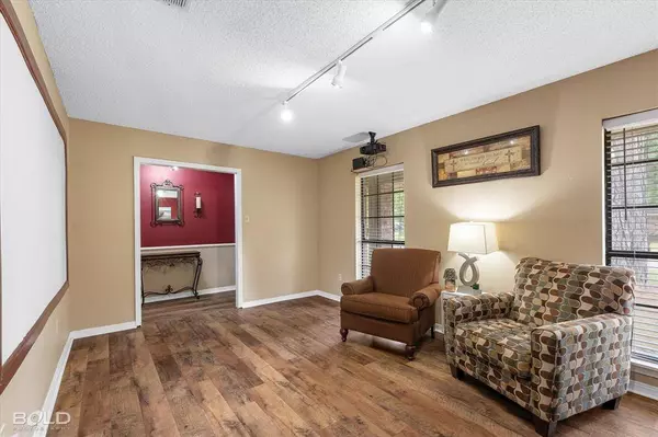 298 Pecan Drive, Shreveport, LA 71106