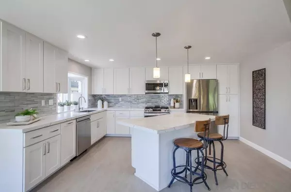 13025 Caminito Bracho, San Diego, CA 92128