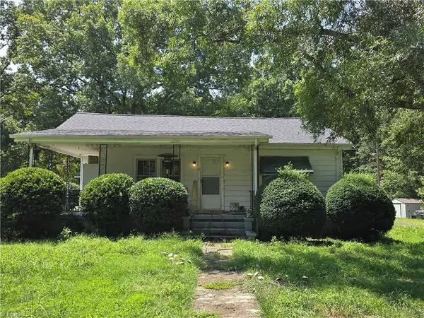 2308 E Stadium DR, Eden, NC 27288