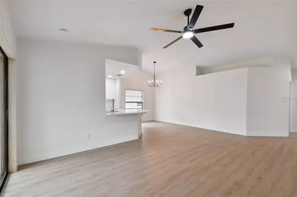 1731 WEAVER DR, Lutz, FL 33559