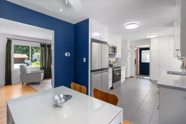 3795 Grand AVE, White Bear Lake, MN 55110