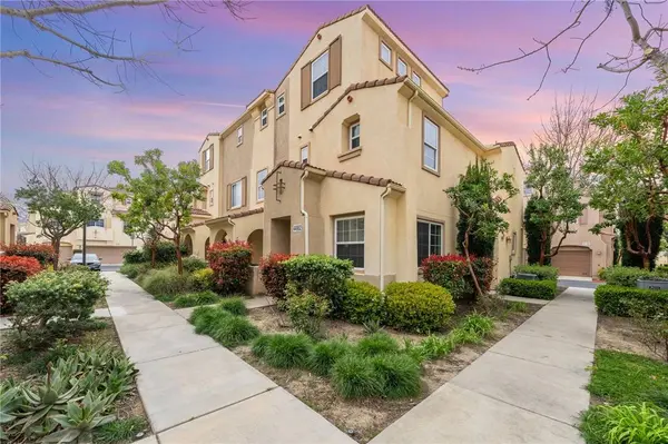 44982 HAWTHORN ST #207, Temecula, CA 92592