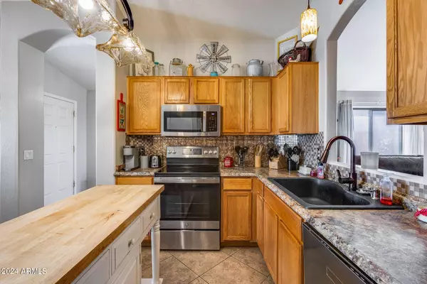 13227 W BANFF Lane, Surprise, AZ 85379