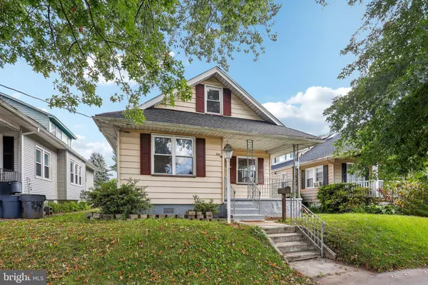 208 E PINE ST, Audubon, NJ 08106