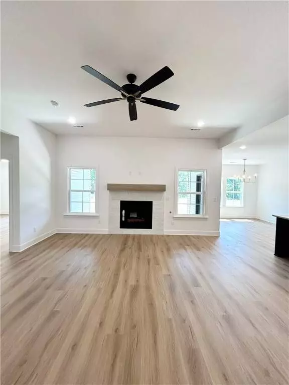 28 Dunbarton Dr, Bella Vista, AR 72715