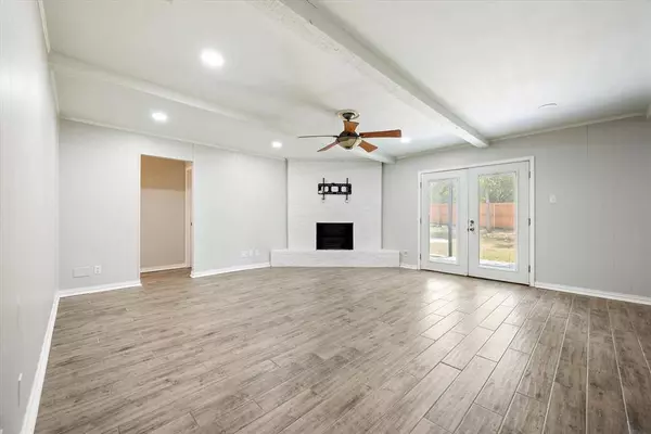 8800 Chilton Court, North Richland Hills, TX 76182