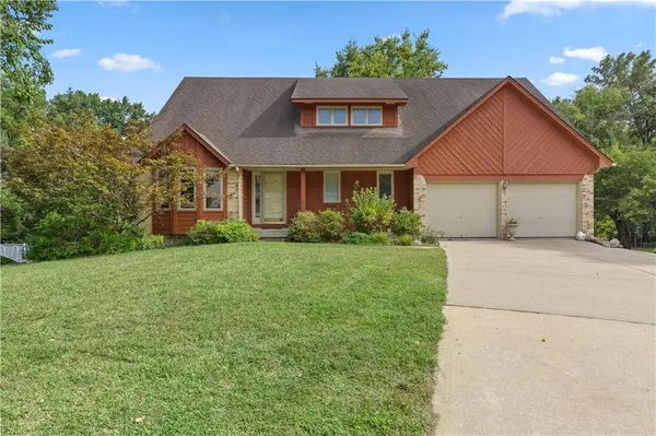 534 Edgewood DR, Warrensburg, MO 64093