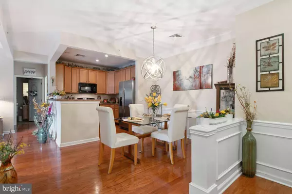 631 CREEKSIDE DR, Brookhaven, PA 19015