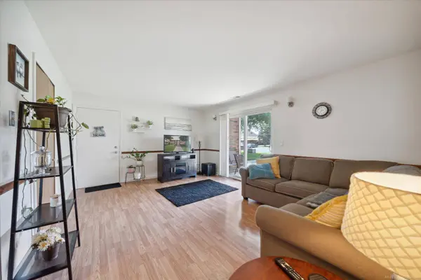 34690 W Clarkson #26 Drive, Fraser, MI 48026