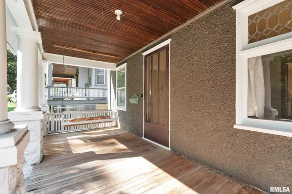 1000 23RD ST, Rock Island, IL 61201