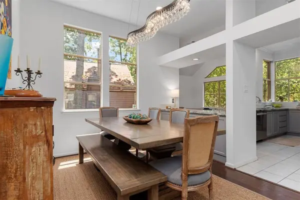 34 Twisted Birch Place CT, The Woodlands, TX 77381