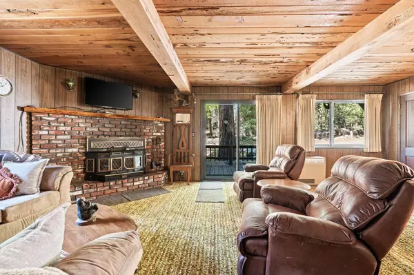 42161 Aspen Lane, Shaver Lake, CA 93664