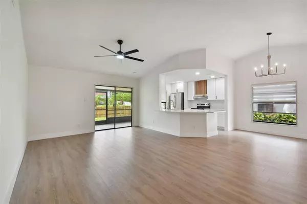 1731 WEAVER DR, Lutz, FL 33559