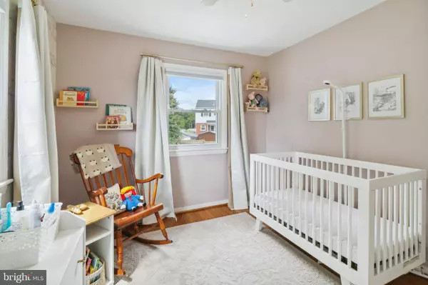 6902 UNIVERSITY DR, Alexandria, VA 22307