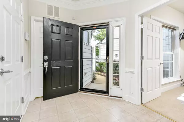 44407 MALTESE FALCON SQ, Ashburn, VA 20147