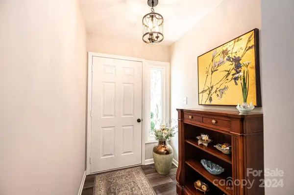 603 29th AVE NE #110, Hickory, NC 28601