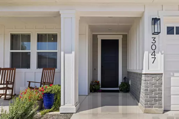 3047 N King Garden Way, Star, ID 83669