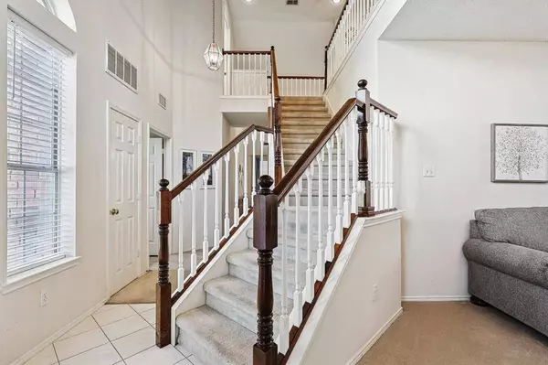 2417 Creekhaven Drive, Flower Mound, TX 75028