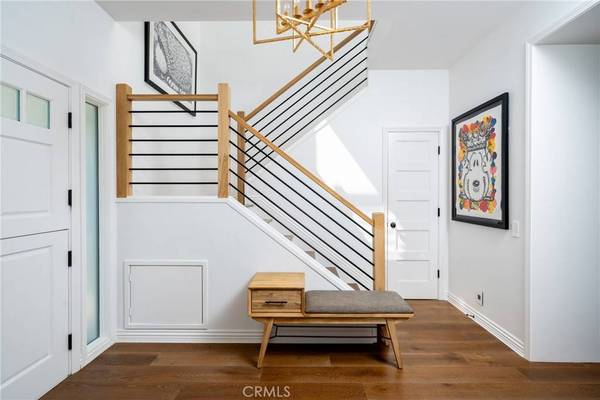 703 Saint James PL, Newport Beach, CA 92663