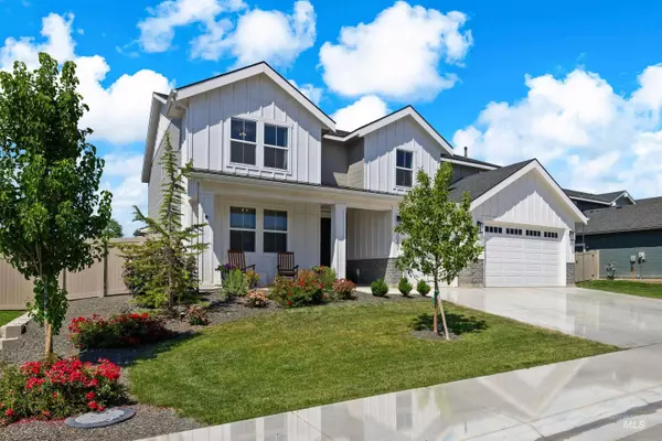 3047 N King Garden Way, Star, ID 83669