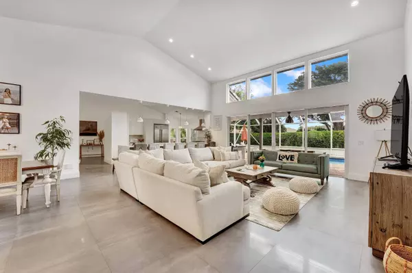 11001 Boca Woods LN, Boca Raton, FL 33428