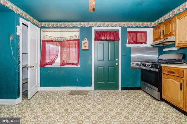 4543 SHAMROCK AVE, Baltimore, MD 21206