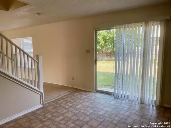 7819 Dueling Oak, San Antonio, TX 78254