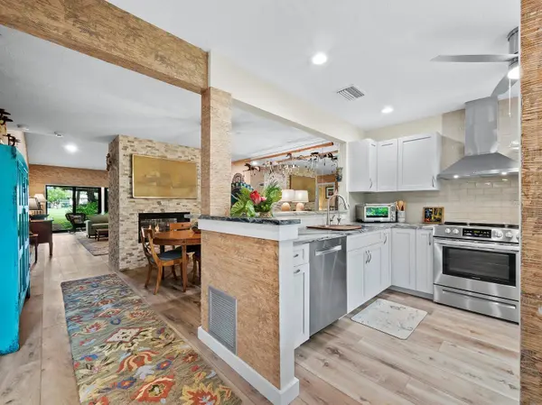 4737 CHANDLERS FORDE #14, Sarasota, FL 34235