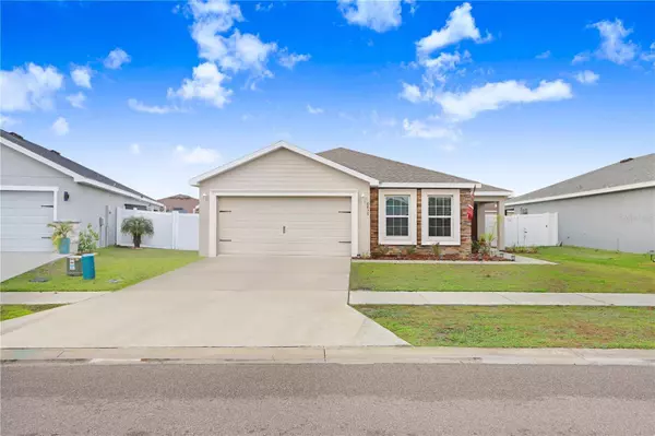 6837 ABBYWOOD LN, Zephyrhills, FL 33541