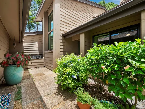 4737 CHANDLERS FORDE #14, Sarasota, FL 34235