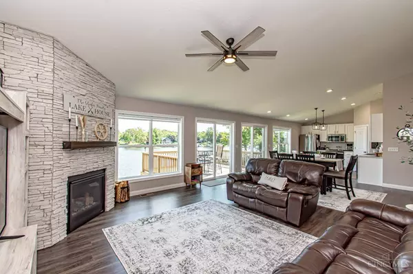 148 Lakengren Dr, Eaton, OH 45320