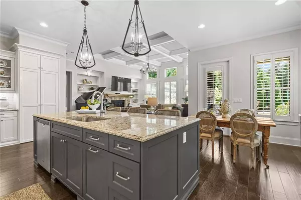 2040 Creekstone Point DR, Cumming, GA 30041