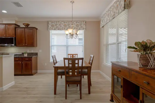 1379 LONGLEY PL, Deland, FL 32724