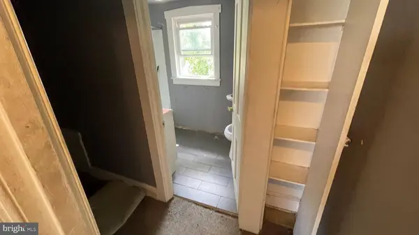 62 PINE ST, Beverly, NJ 08010