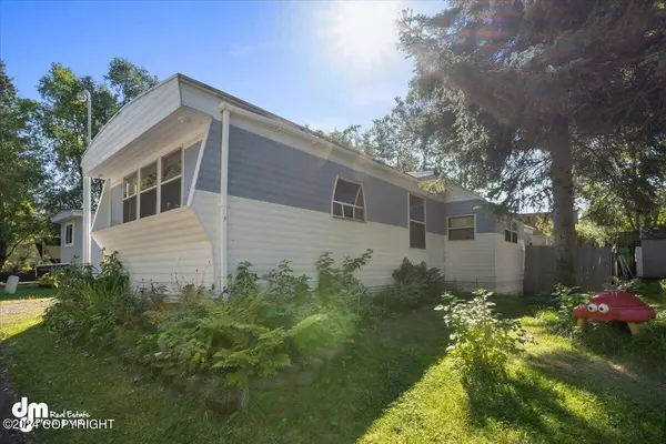 1908 Hillcrest DR #24, Anchorage, AK 99517