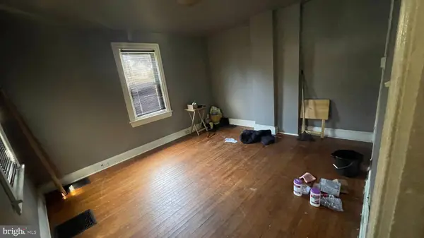 62 PINE ST, Beverly, NJ 08010