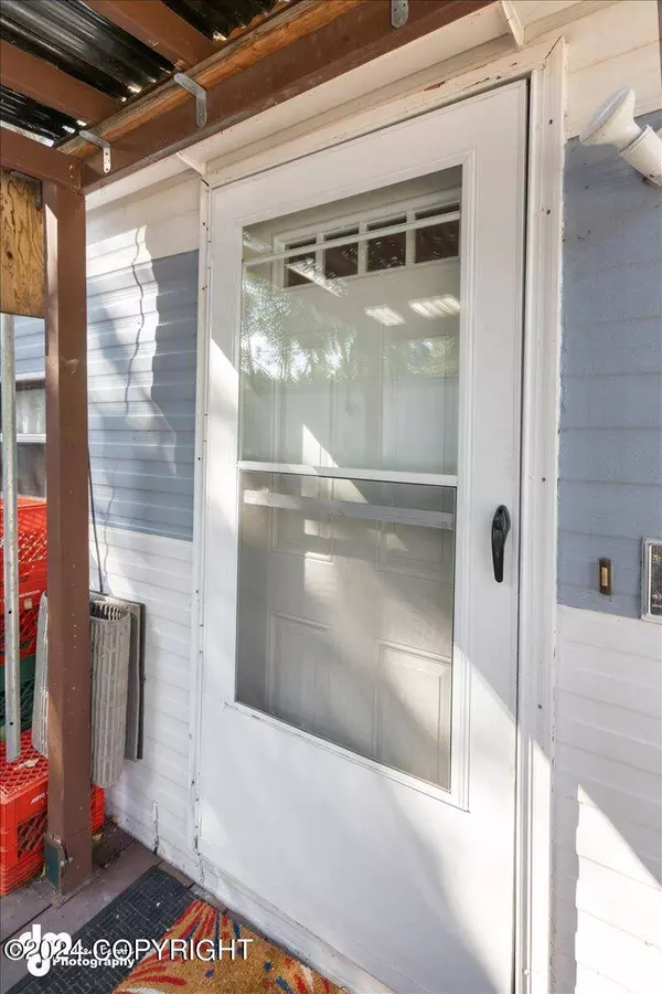 1908 Hillcrest DR #24, Anchorage, AK 99517