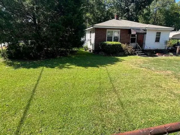 1068 Mclinden AVE SE, Smyrna, GA 30080