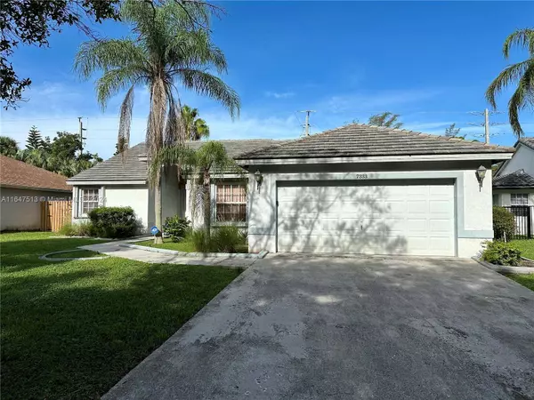 7333 NW 45th Ave, Coconut Creek, FL 33073