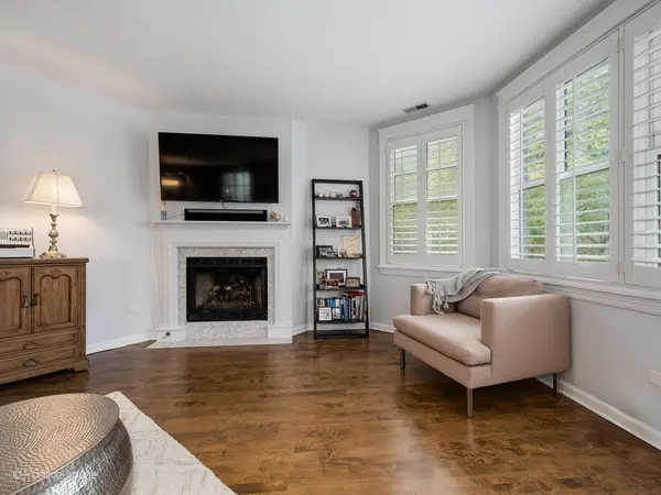 2500 N Seminary AVE #6W, Chicago, IL 60614