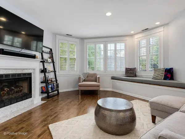 2500 N Seminary AVE #6W, Chicago, IL 60614