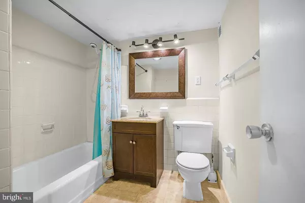 1401-UNIT PENNSYLVANIA AVE #1102, Wilmington, DE 19806