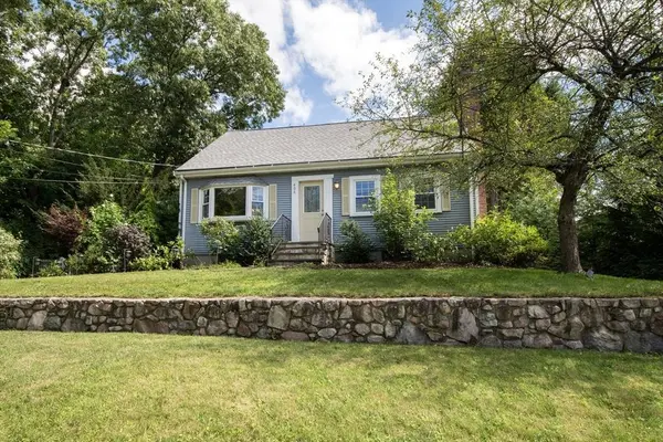 406 Smith St, North Attleboro, MA 02760