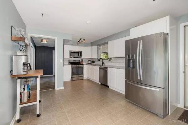 1086 Rainbow Trl, Miami Twp, OH 45150