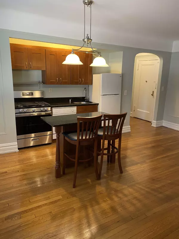 1 Franklin Ave #1G, White Plains, NY 10601-3806