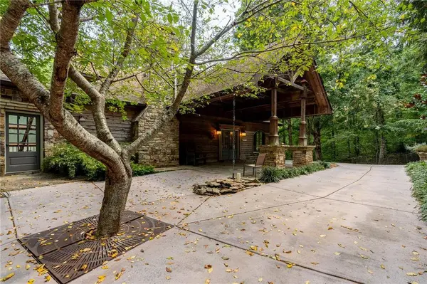 9975 BALL GROUND HWY, Ball Ground, GA 30107