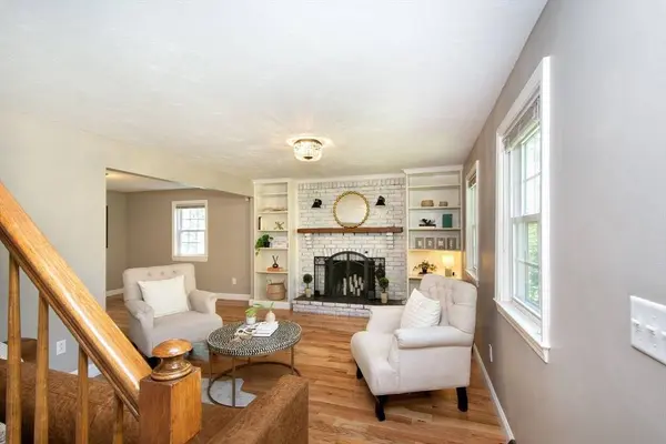 406 Smith St, North Attleboro, MA 02760