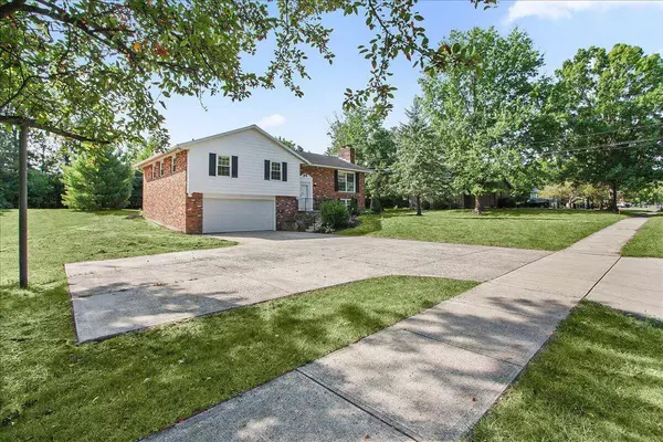 848 Hickory Drive, Marysville, OH 43040