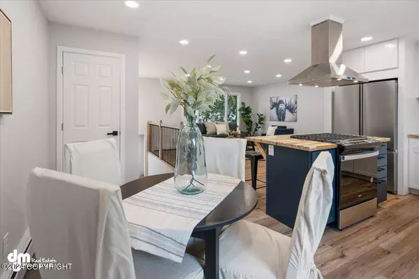 2340 Paxson DR, Anchorage, AK 99504